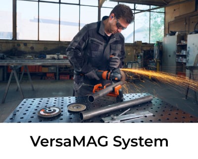 Metallarbeiter verwendet FEIN Winkelschleifer bei der Metallbearbeitung