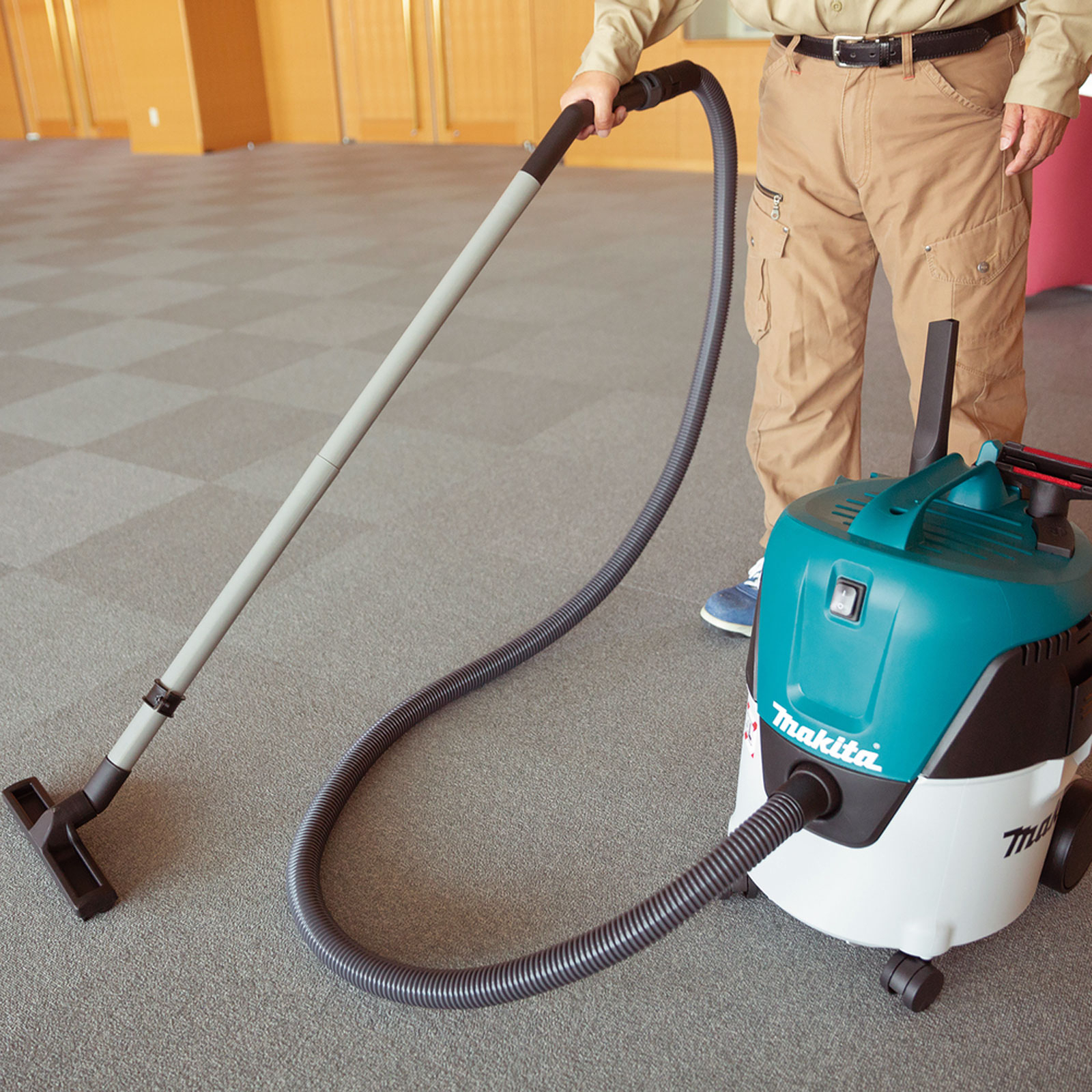 makita_vc2000l_anwendung_1 makita_vc2000l_anwendung_1