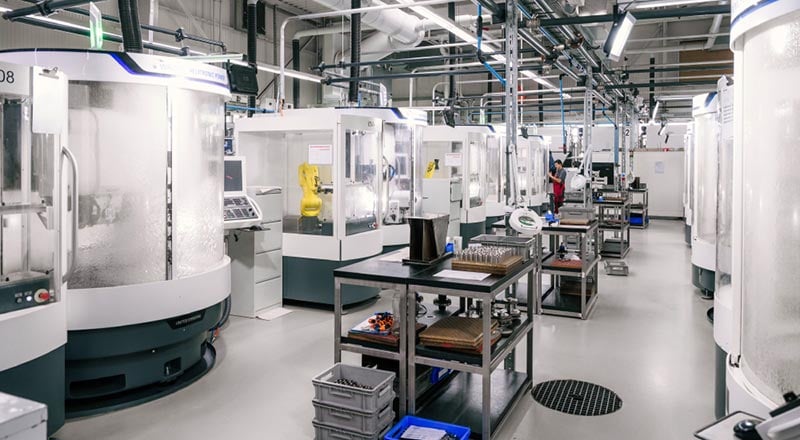 Ruko Produktionshalle mit CNC-Maschinen für hochwertige Präzisionswerkzeuge Produktionshalle von Ruko mit CNC-Maschinen für Präzisionswerkzeuge