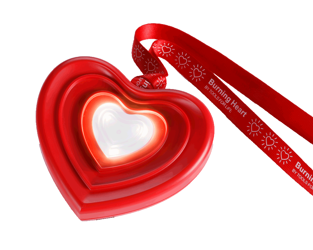 Roter Herzanhänger mit LED-Licht